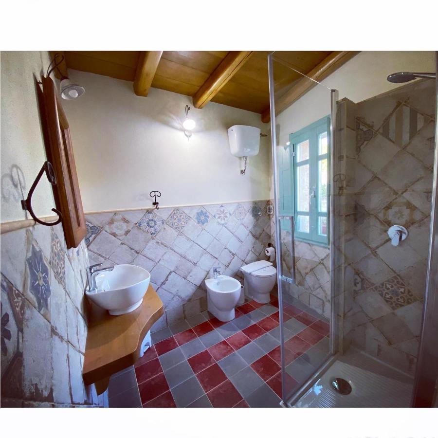 B&B Su Strintu Tuili Εξωτερικό φωτογραφία